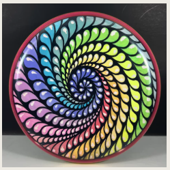 The completed colorful spiral dyed disc